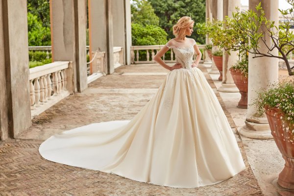 свадебные платья айвори 2022