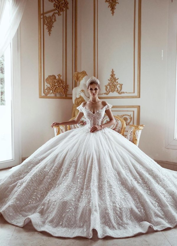 шикарное свадебное платье