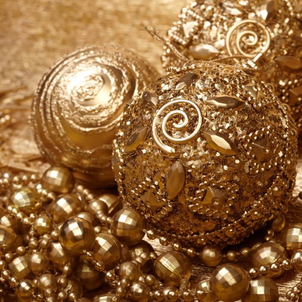 новогодние игрушки