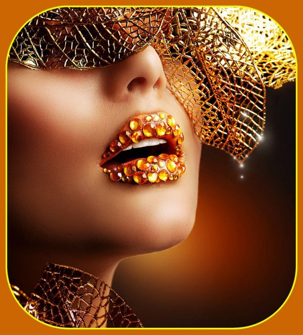 золотая женщина