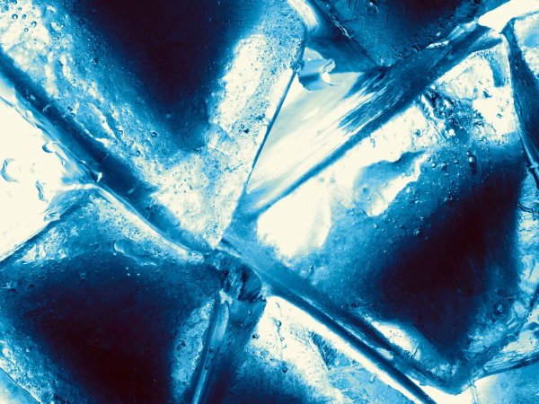 вода со льдом