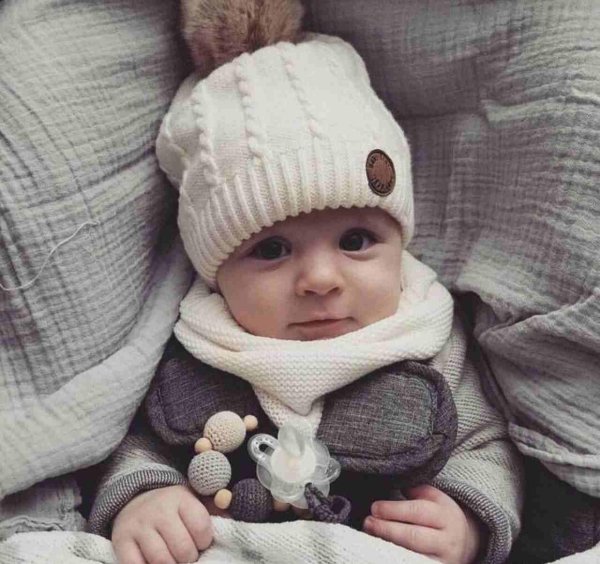 шапка для новорожденных теплая