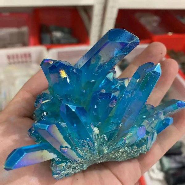 аура кварц друза