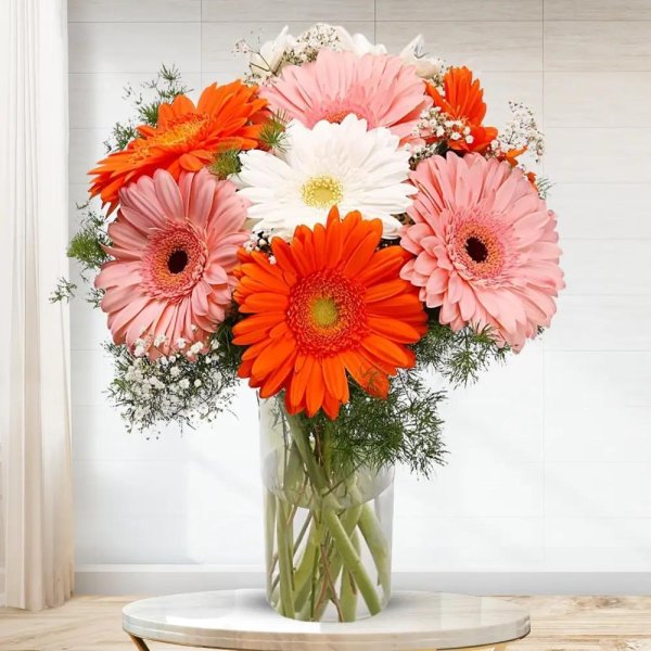 открытка с герберами