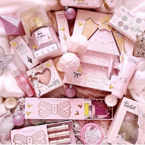 розовые подарки