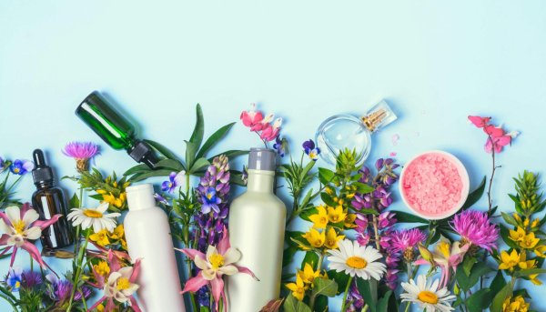 фон с косметикой