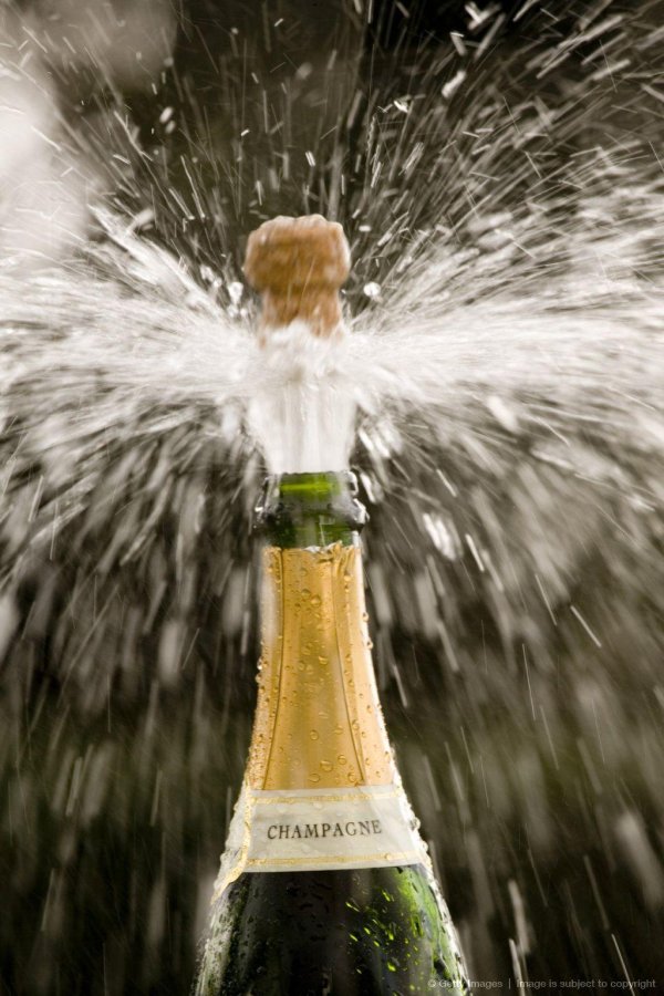 бутылка шампанского
