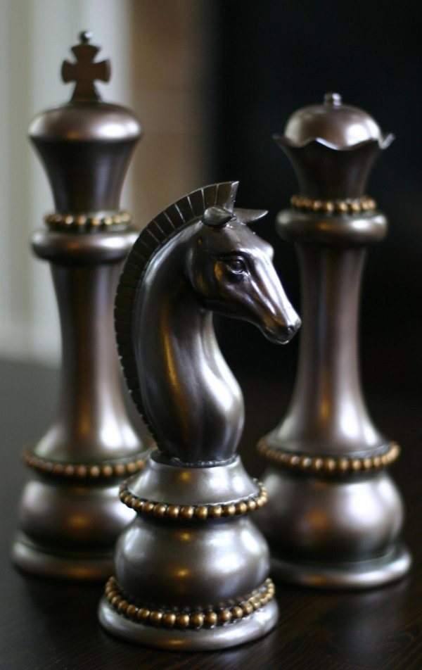 металлические шахматы