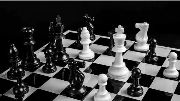 шахматный фон