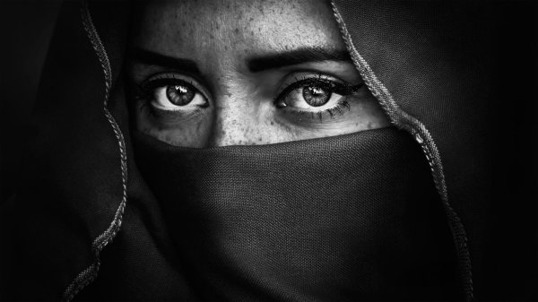 женские глаза