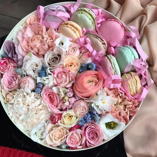 сладкий букет из макарун