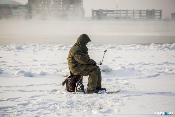 рыбаки на льду