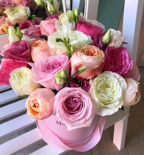 букет роз пионовидных