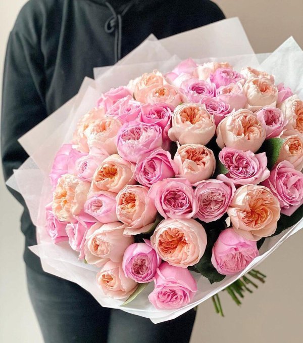 пионовидные роза