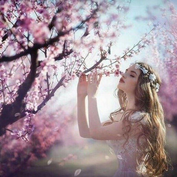 весна и женщина