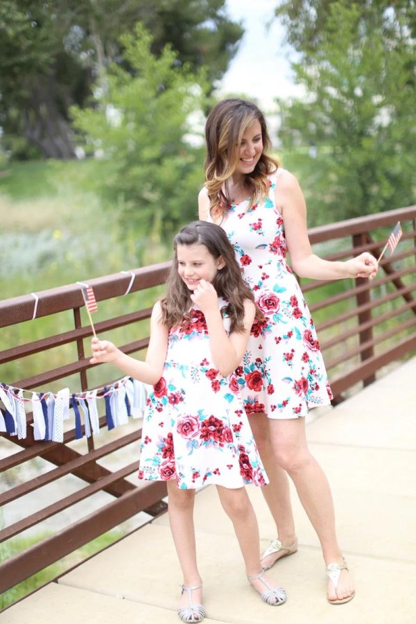 летние платья для мамы и дочки