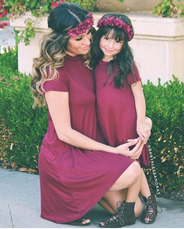 одинаковая одежда для мамы и дочки