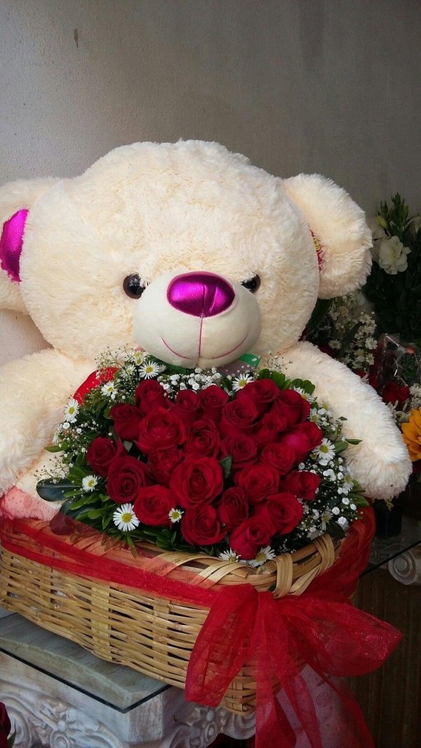 цветы с мишкой