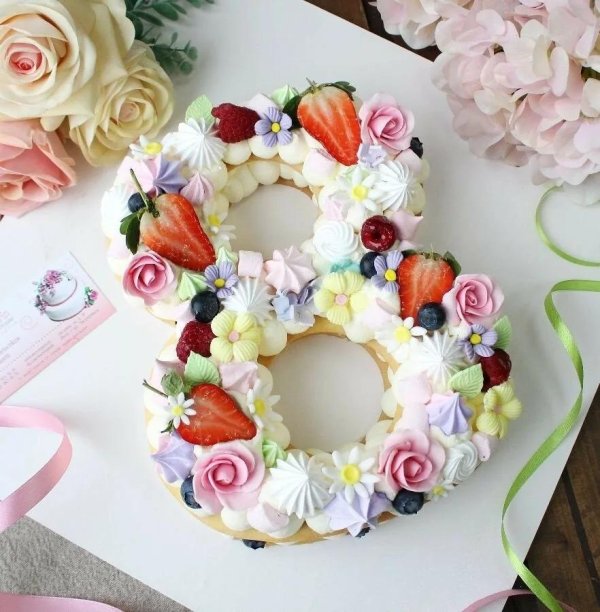 торт цифра 8