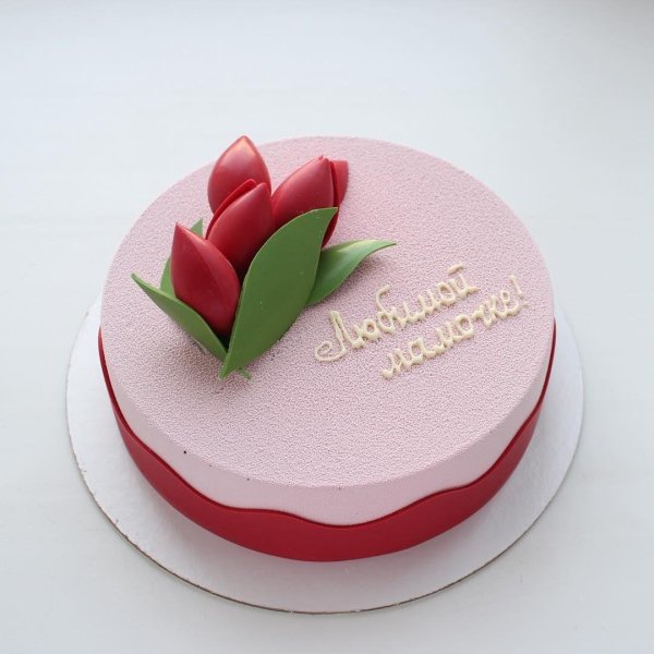 торт с тюльпанами