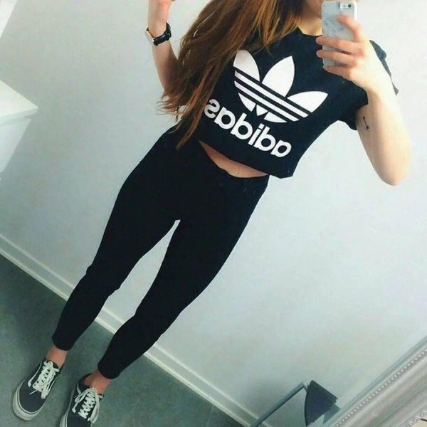 крутые девушки в адидасе