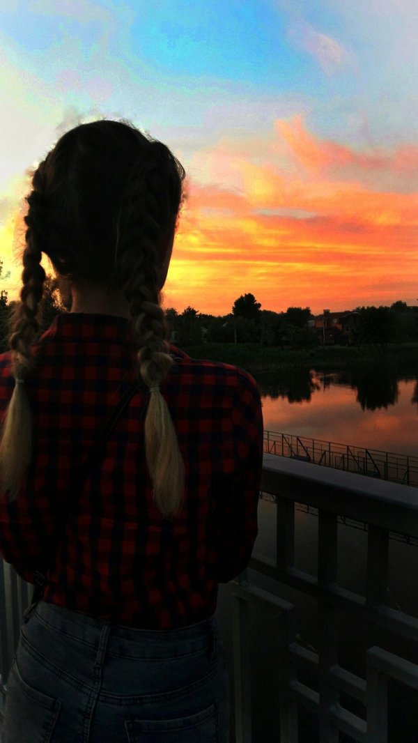 девушки со спины