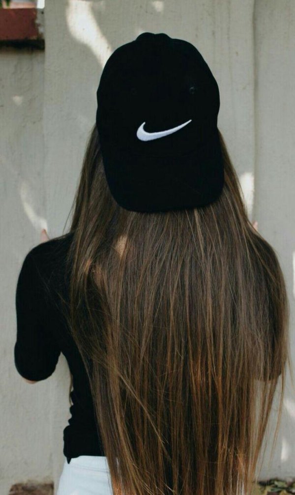 стильная бейсболка