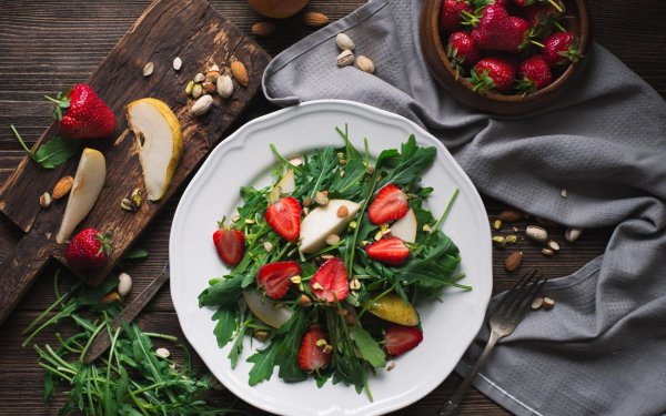 салат руккола клубника моцарелла