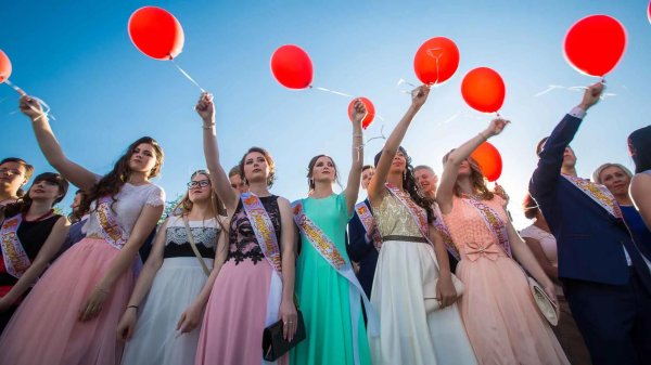 красивые выпускники