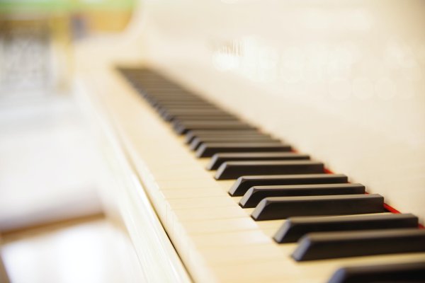 клавиши рояля