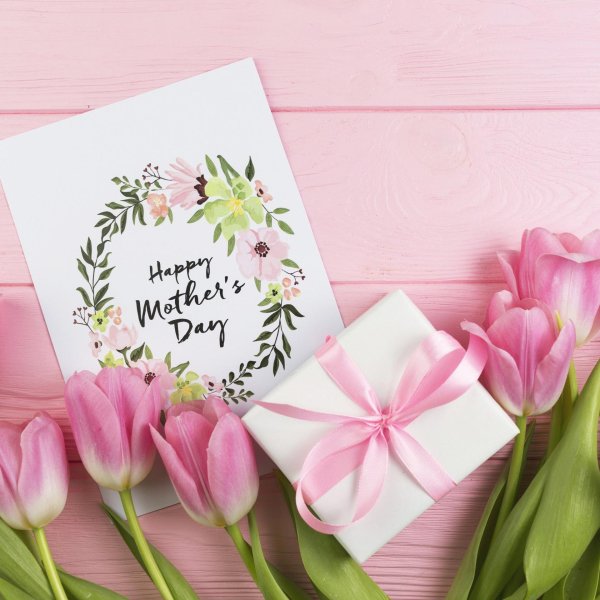 розовые тюльпаны