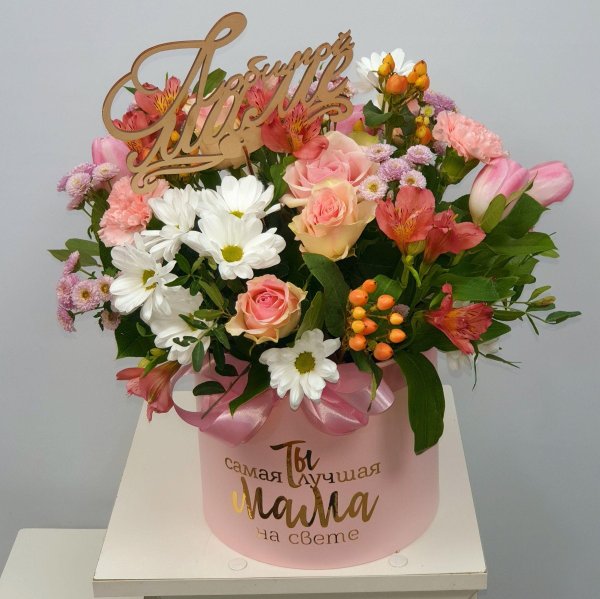 букет цветов в коробке