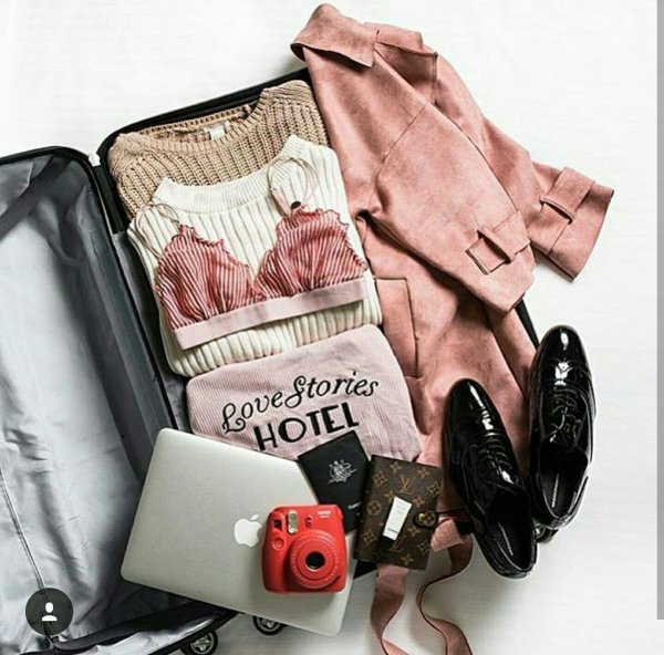 эстетичный чемодан