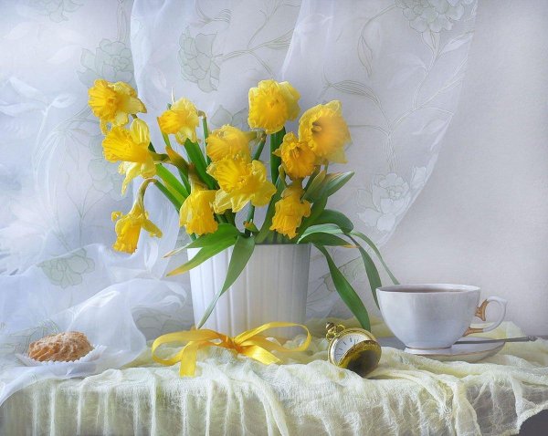 весенний натюрморт