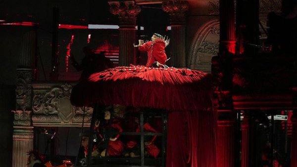 Сердце из цветов