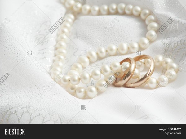 С жемчужной свадьбой