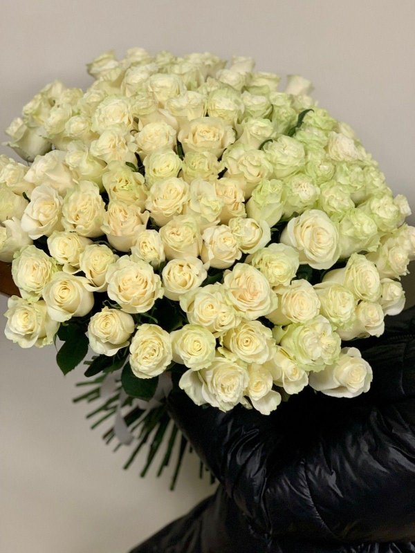 Белые розы букеты большие