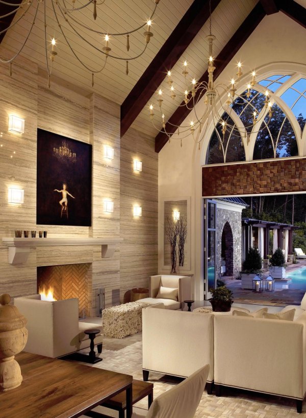 Внутри дома