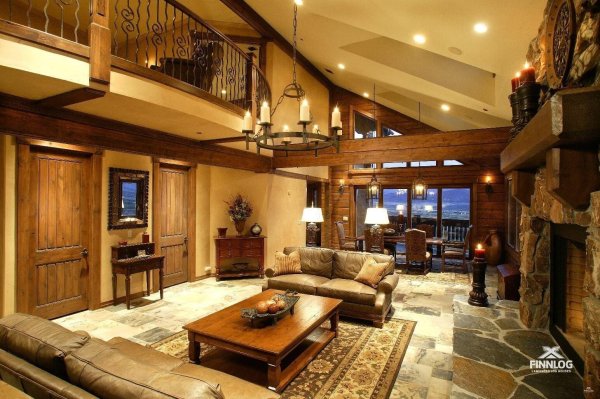 Внутри дома