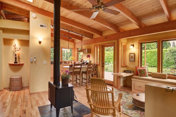 Внутри дома