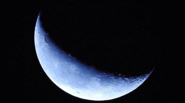 Луна растущая