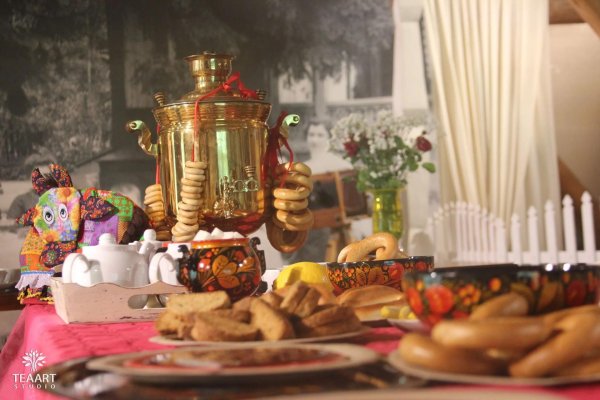 Чаепитие с самоваром