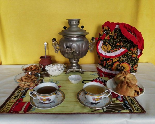 Чаепитие с самоваром