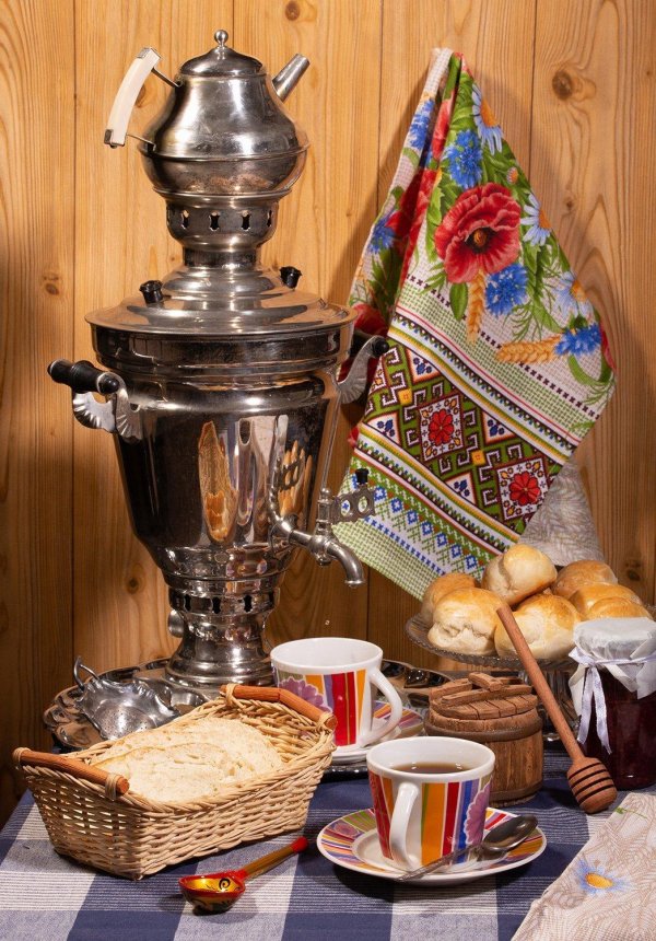 Чаепитие с самоваром