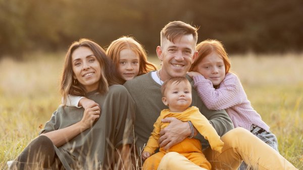 С детьми семья