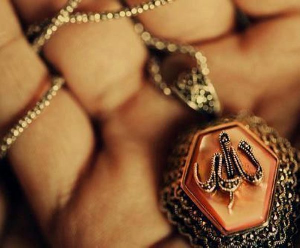 Храни вас аллах