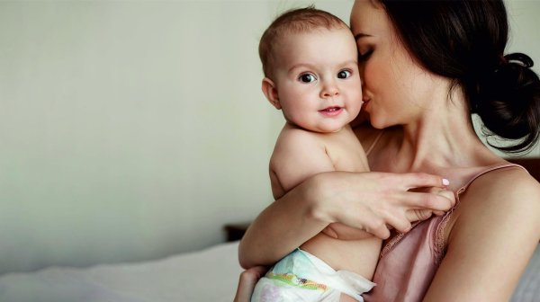 Ребенок и мама