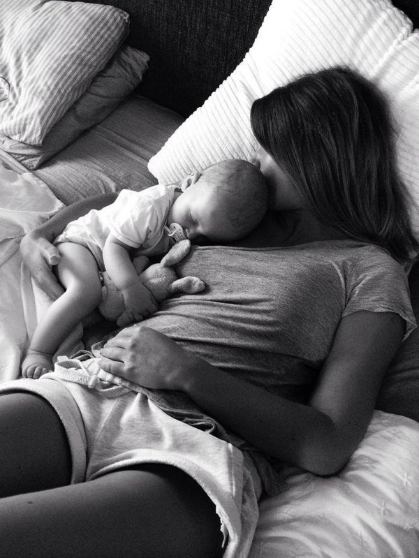 Ребенок и мама