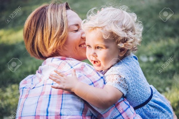 Ребенок и мама