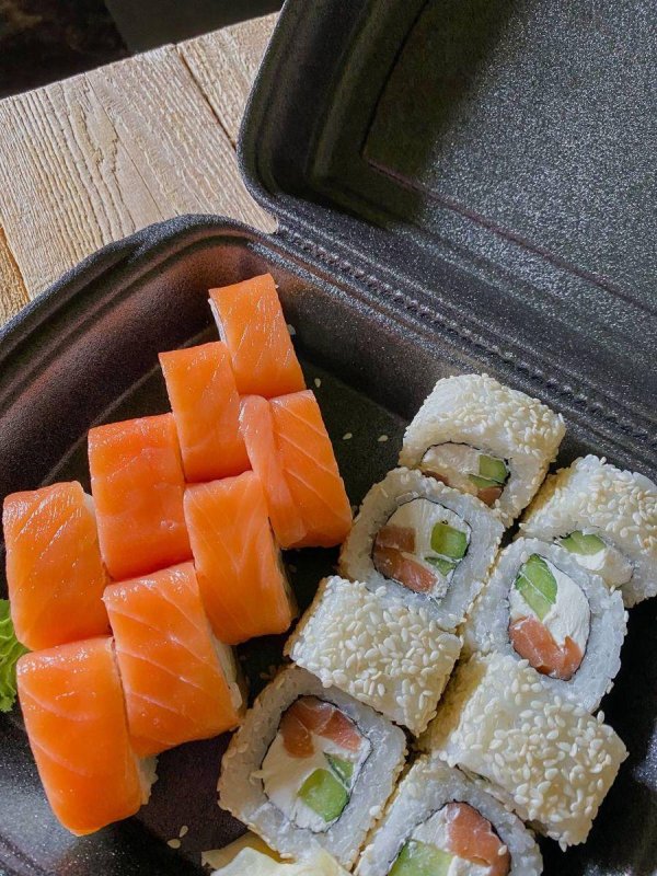 Суши и роллы